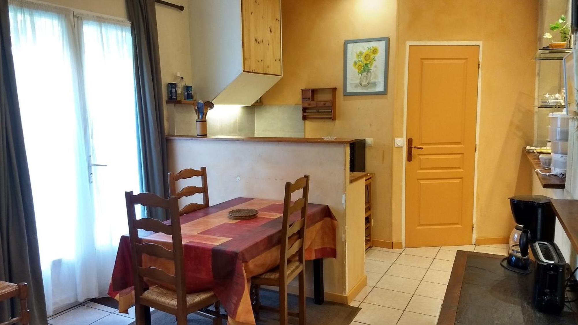 Logement Tranquille Et Frais Proche Gare Au Rdc Saumur Εξωτερικό φωτογραφία