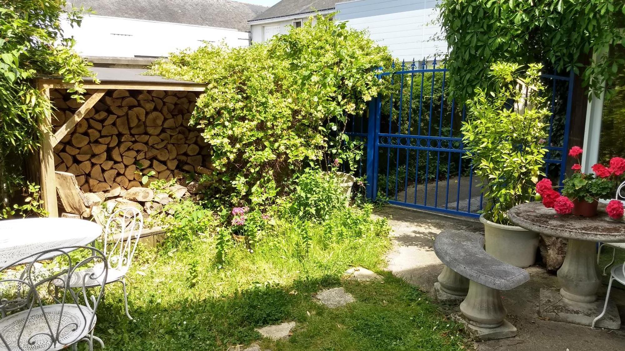 Logement Tranquille Et Frais Proche Gare Au Rdc Saumur Εξωτερικό φωτογραφία